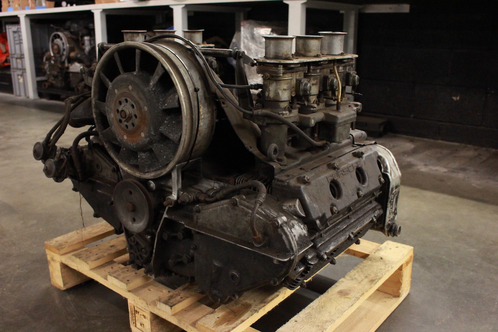 1965 Porsche 911 2.0L Engine