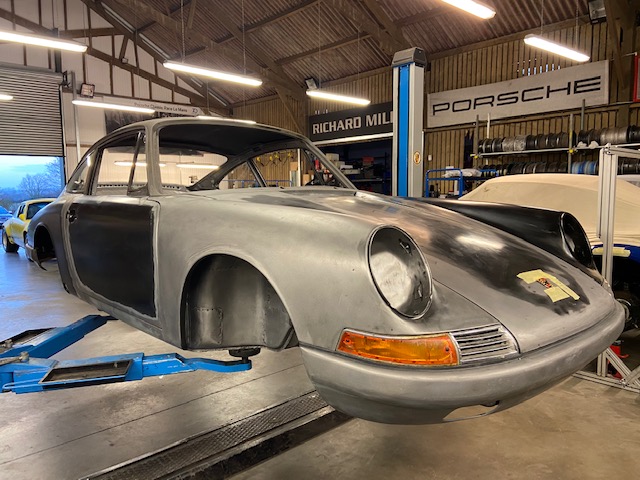 1965 FIA Porsche 911 Metal Work Completion