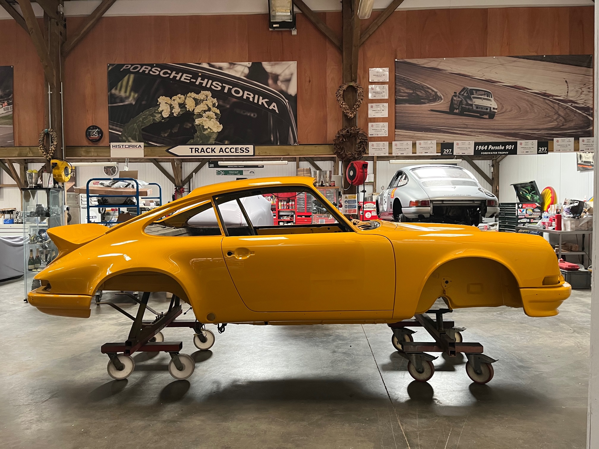 Carrera RS M472 Back from Paint